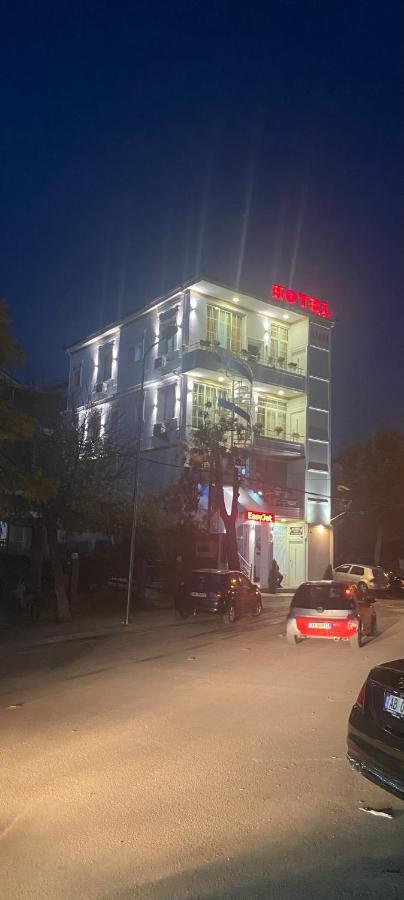 Ku&na Hotel *