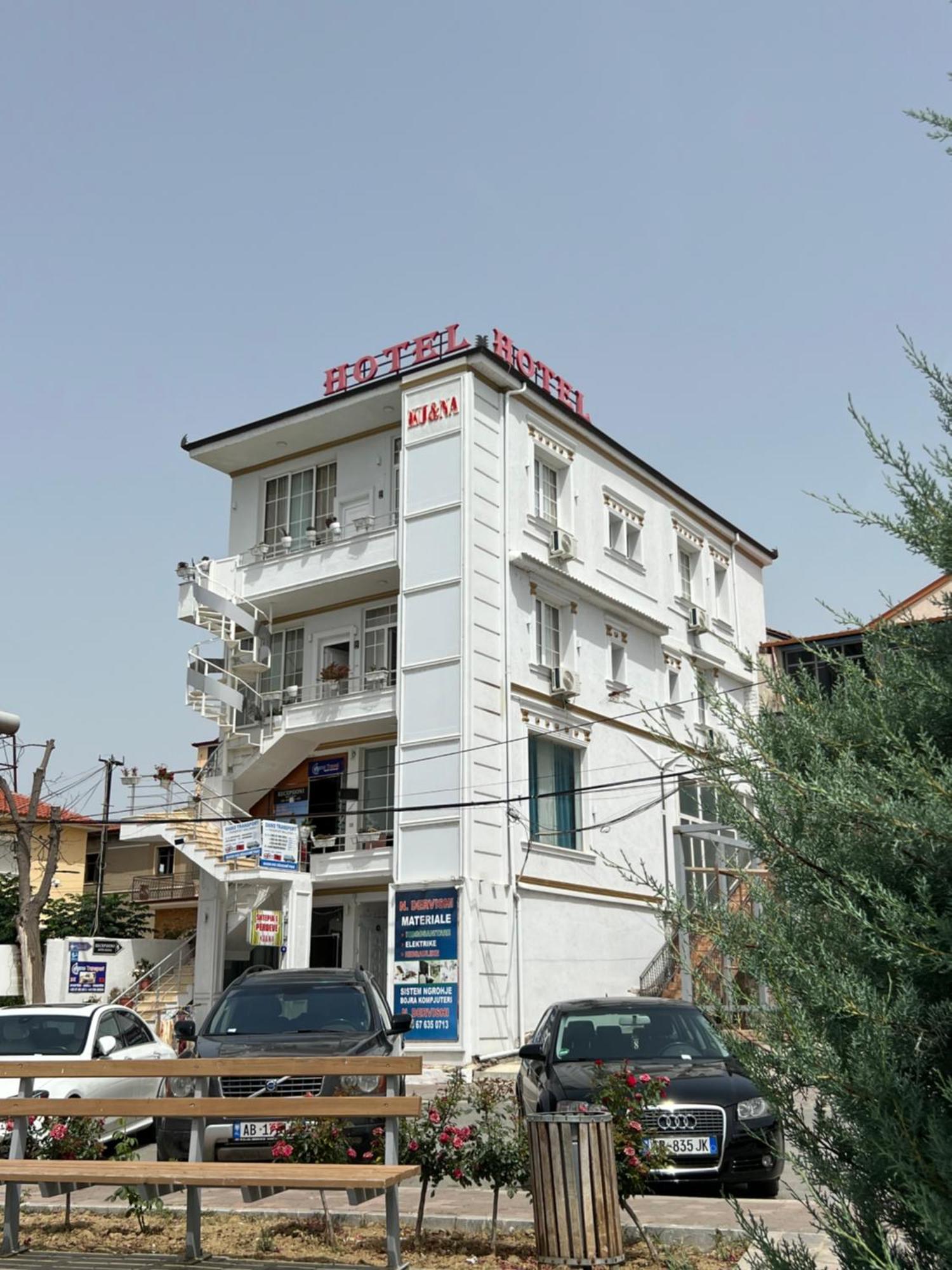 Hotel Ku&na